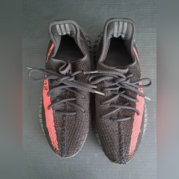 Adidas Yeezy Boost 350 V2, Men's Sneakers Size 7. - Picture 12 of 13